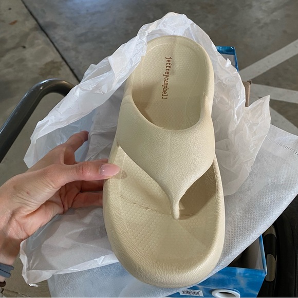 COPY - Jeffrey Campbell platform flip flops - Picture 7 of 9